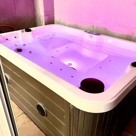 Relax - Private Jacuzzi/spa With 2bedrooms * Malaga