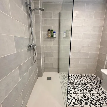 Relax - Private Jacuzzi/spa With 2bedrooms Apartment *